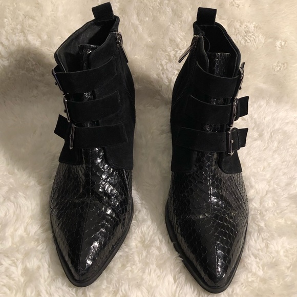 RAYE Kelsi Bootie in Black - Picture 5 of 8